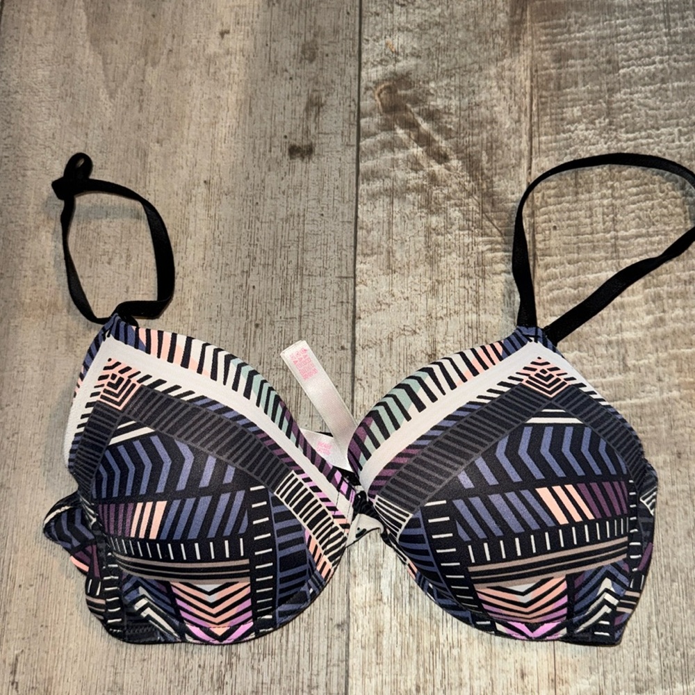 PINK‎ interchangeable bra -size 36B